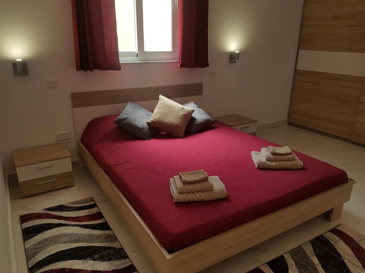 Ac1- Prime Location 3 Bedroom Apt In St.Julian'S San Giuliano Esterno foto