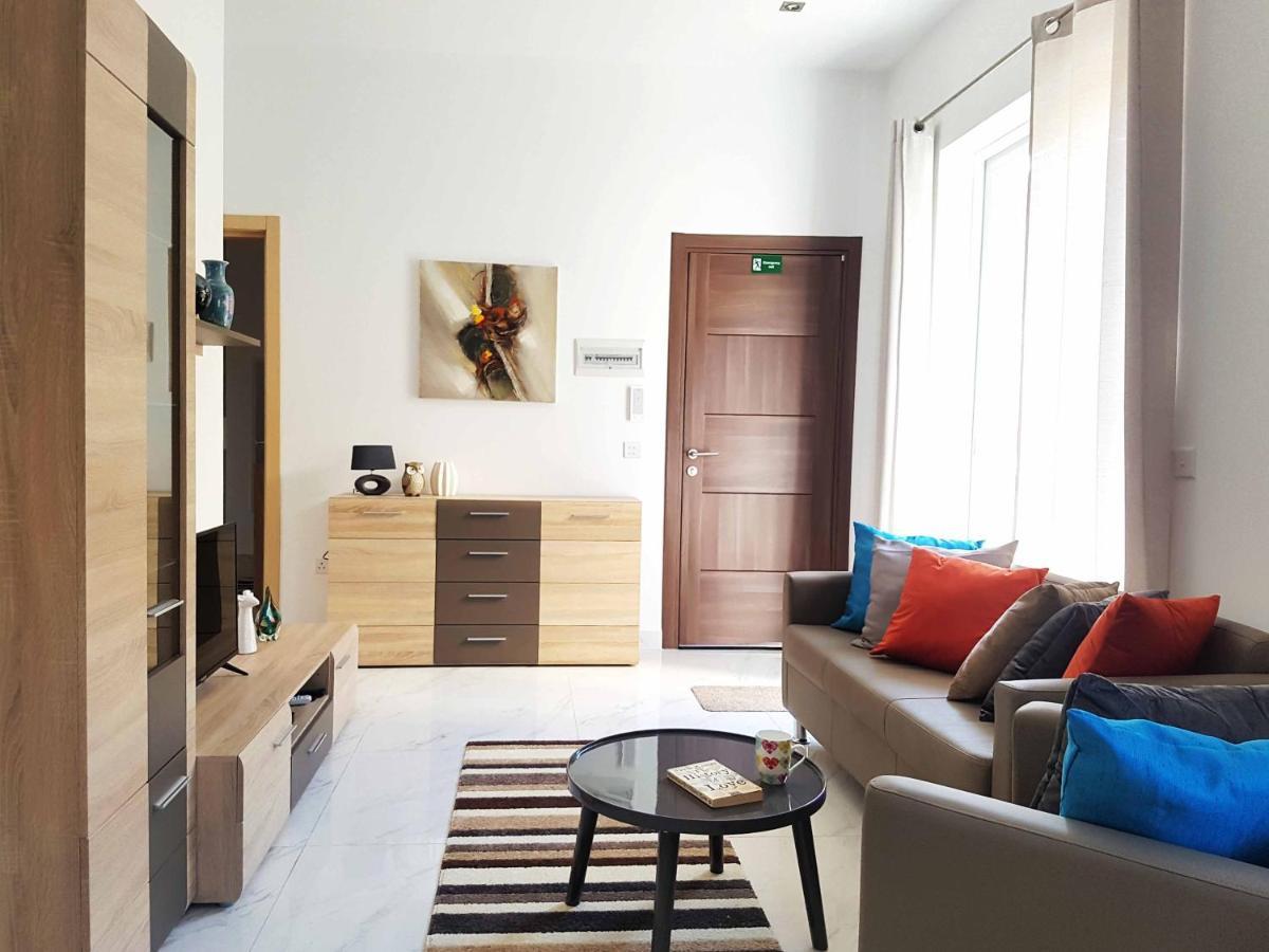 Ac1- Prime Location 3 Bedroom Apt In St.Julian'S San Giuliano Esterno foto